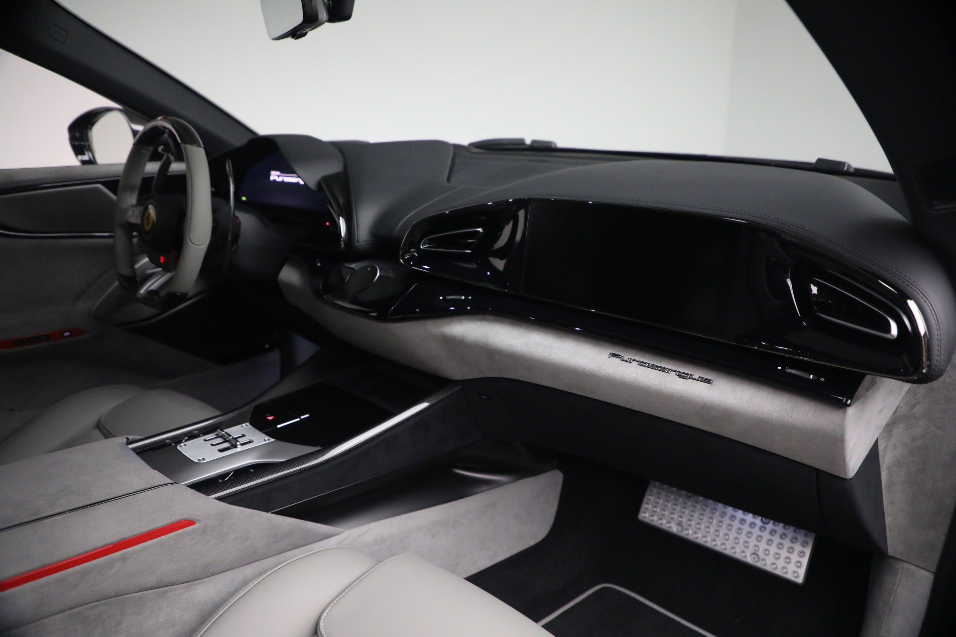 Certified 2025 Ferrari Purosangue AWD/4WD image 18