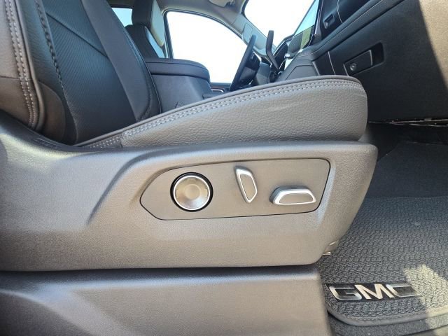Used 2025 GMC Sierra 2500 Denali w/ Denali Reserve Package image 19