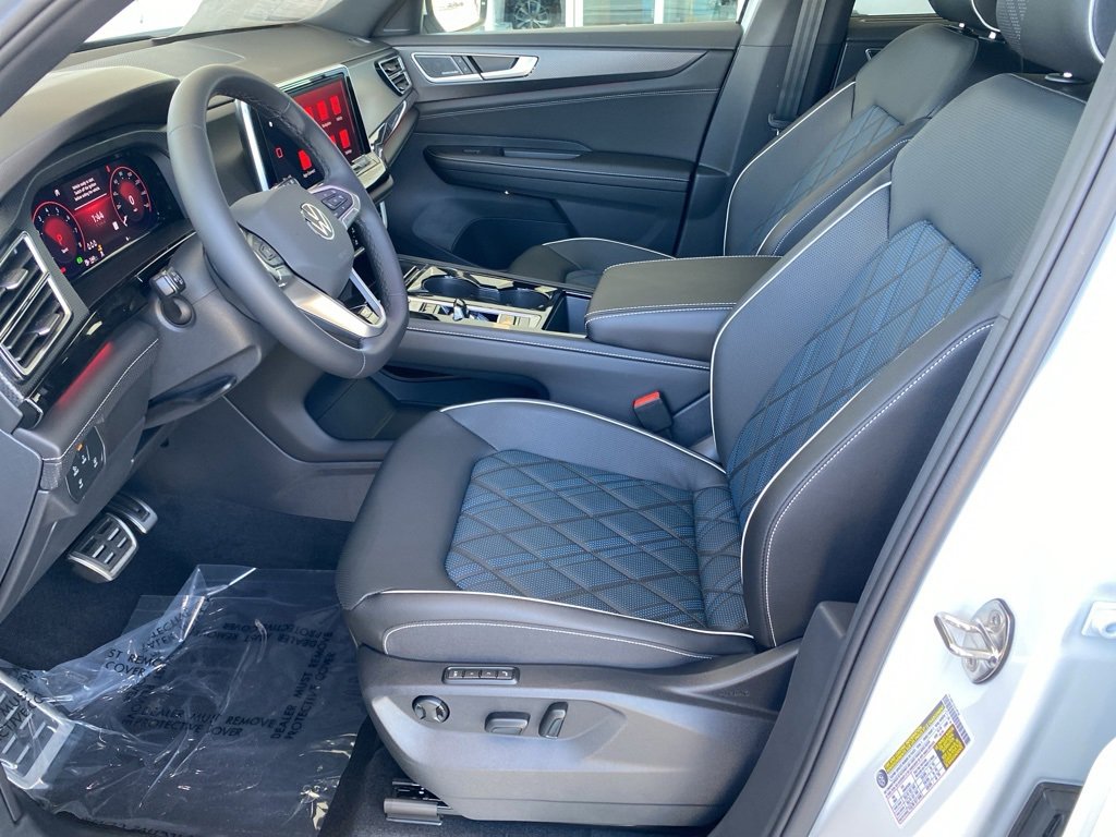 New 2025 Volkswagen Atlas Cross Sport SEL Premium R-Line image 21