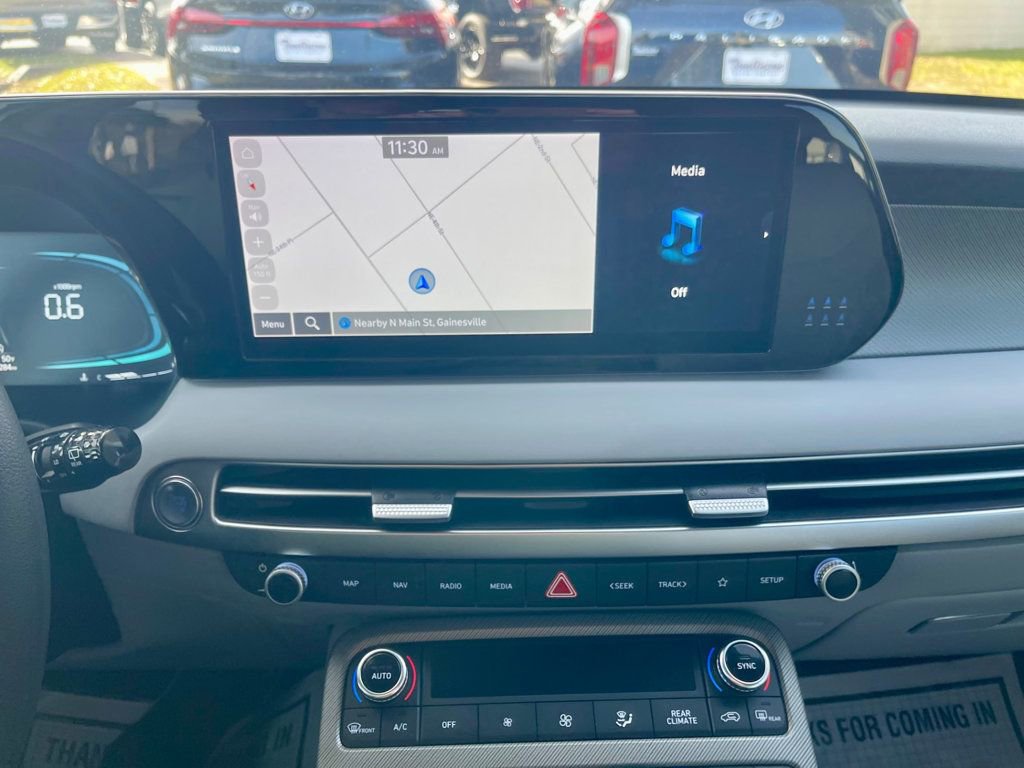 Used 2025 Hyundai Palisade SE image 17