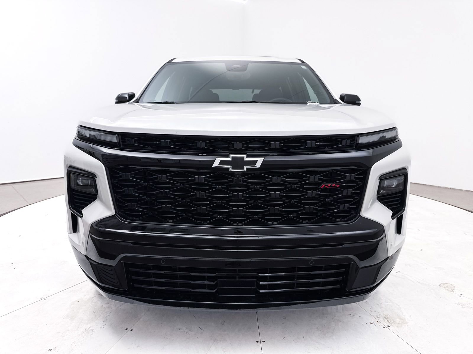 Used 2024 Chevrolet Traverse RS w/ LPO, Floor Liner Package image 15