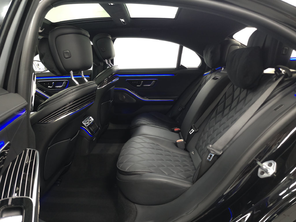 Used 2023 Mercedes-Benz S 580e 4MATIC Sedan image 30