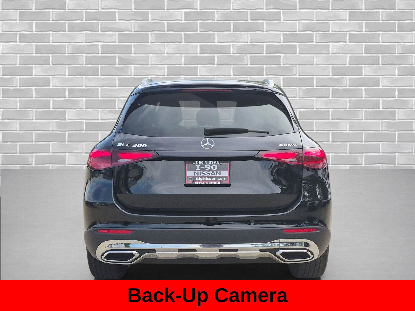 Used 2024 Mercedes-Benz GLC 300 4MATIC image 8