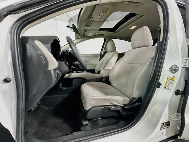 Used 2018 Honda HR-V EX image 4