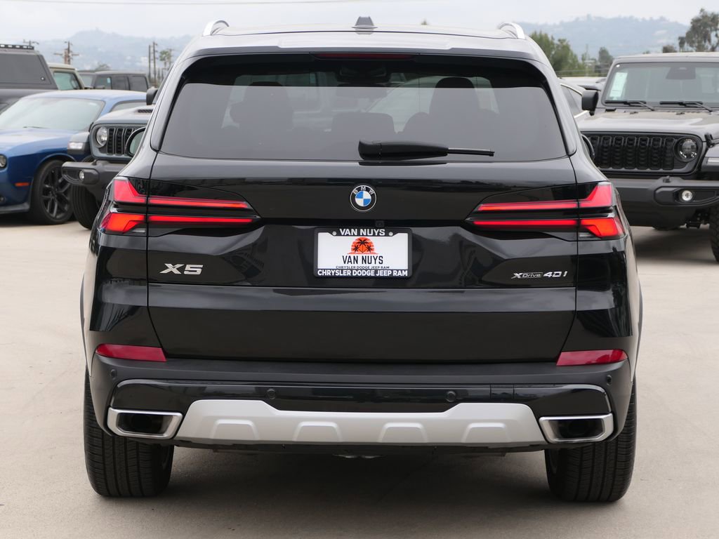 Used 2025 BMW X5 xDrive40i w/ Premium Package image 5