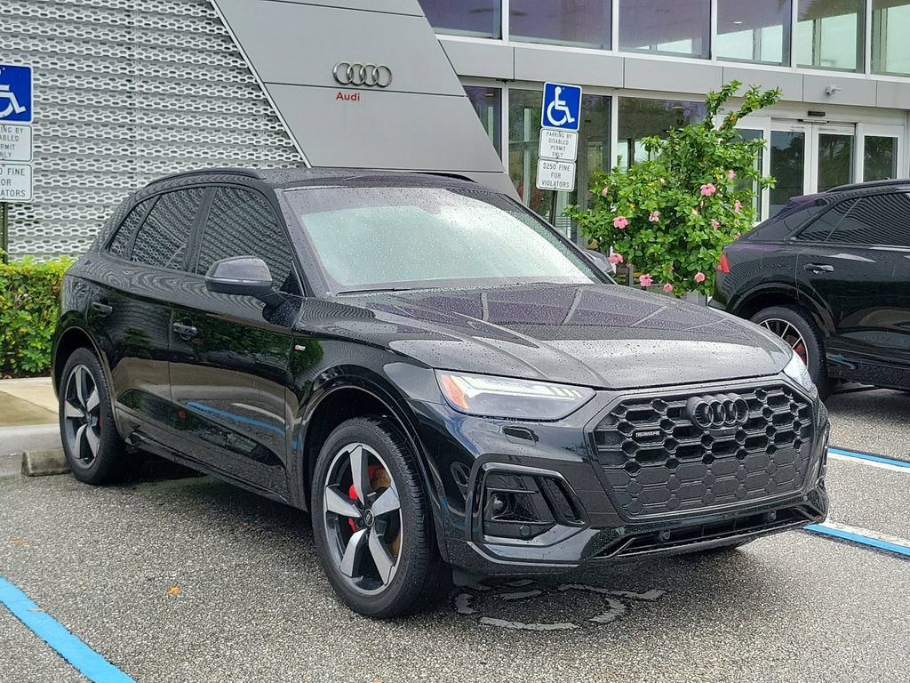 Certified 2024 Audi Q5 2.0T Prestige AWD/4WD image 1