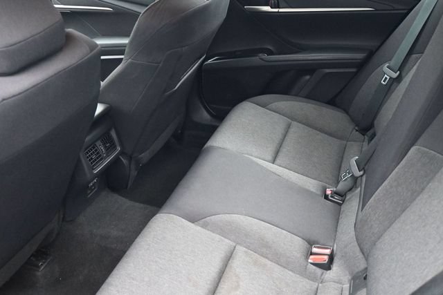 Used 2025 Toyota Camry LE FWD image 20
