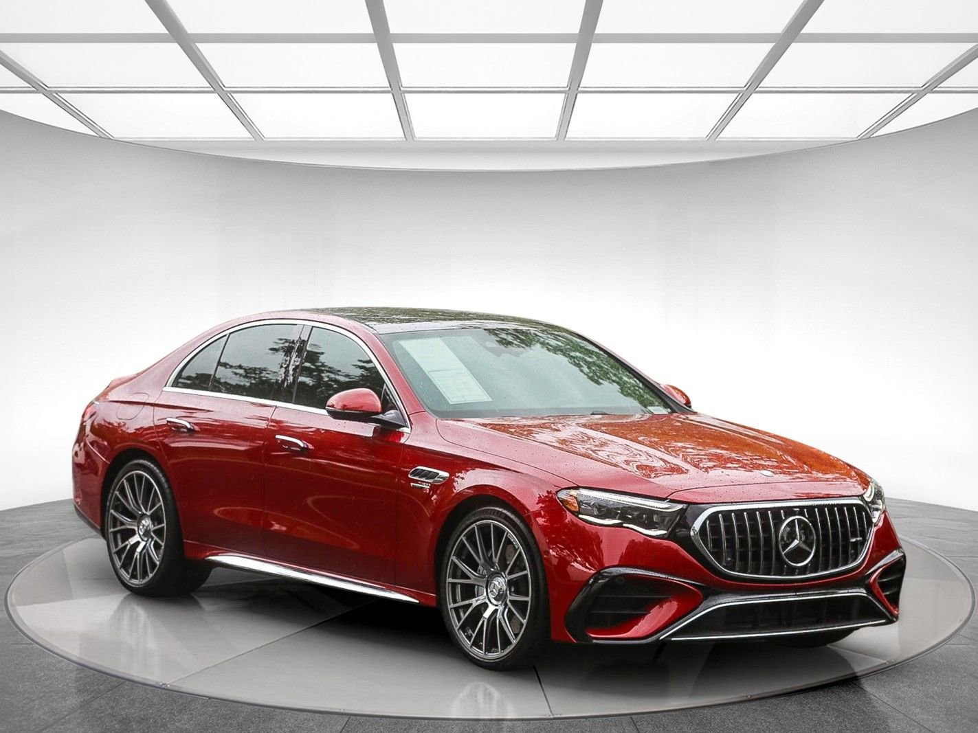 Certified 2025 Mercedes-Benz E 53 AMG e 4MATIC Sedan w/ Driver Assistance Package image 5