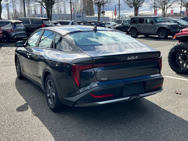 Used 2025 Kia K4 LXS image 9