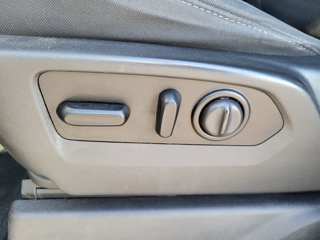 Used 2021 GMC Sierra 1500 Elevation w/ Preferred Package image 14