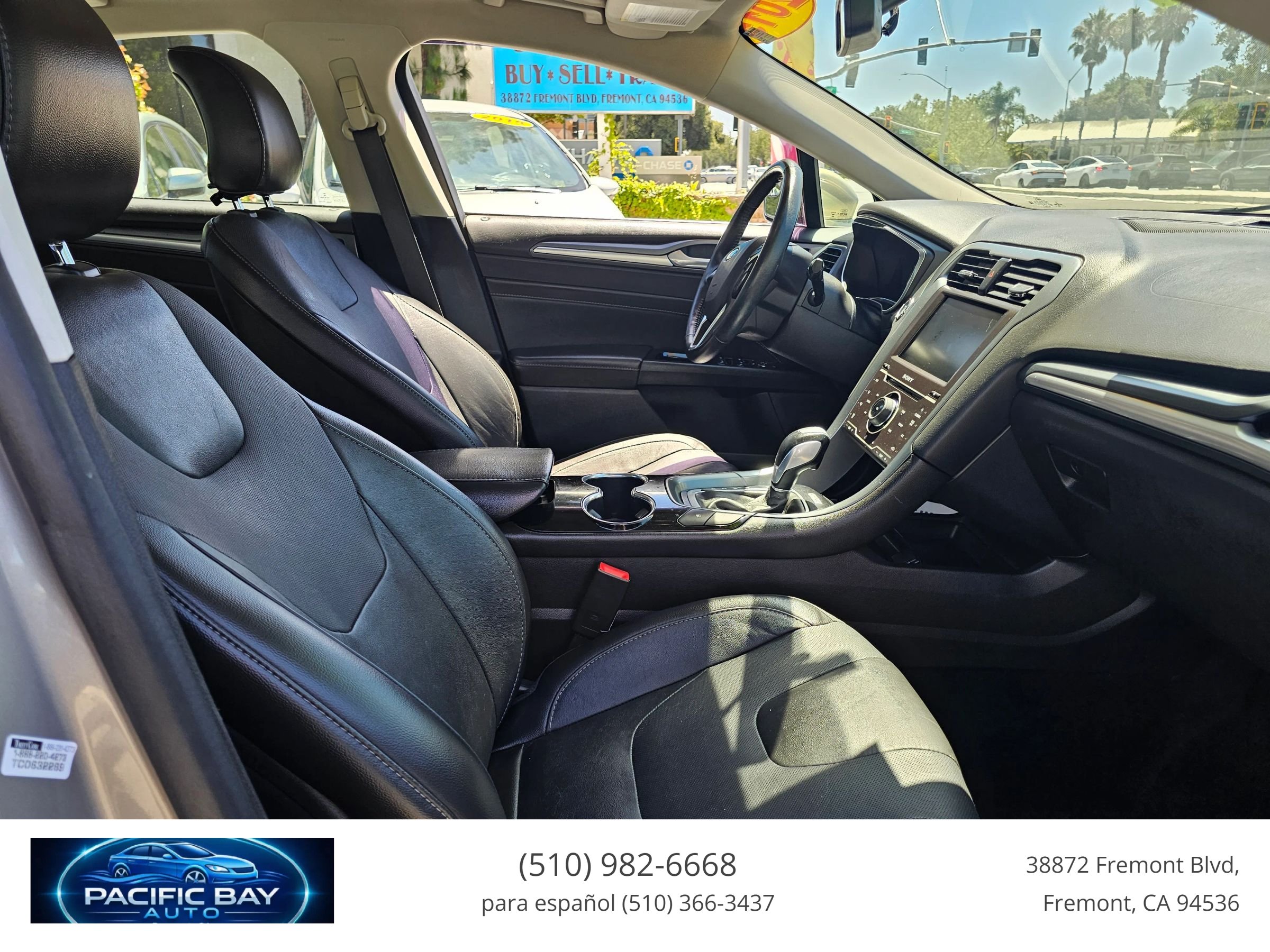 Used 2015 Ford Fusion Energi Titanium FWD image 19