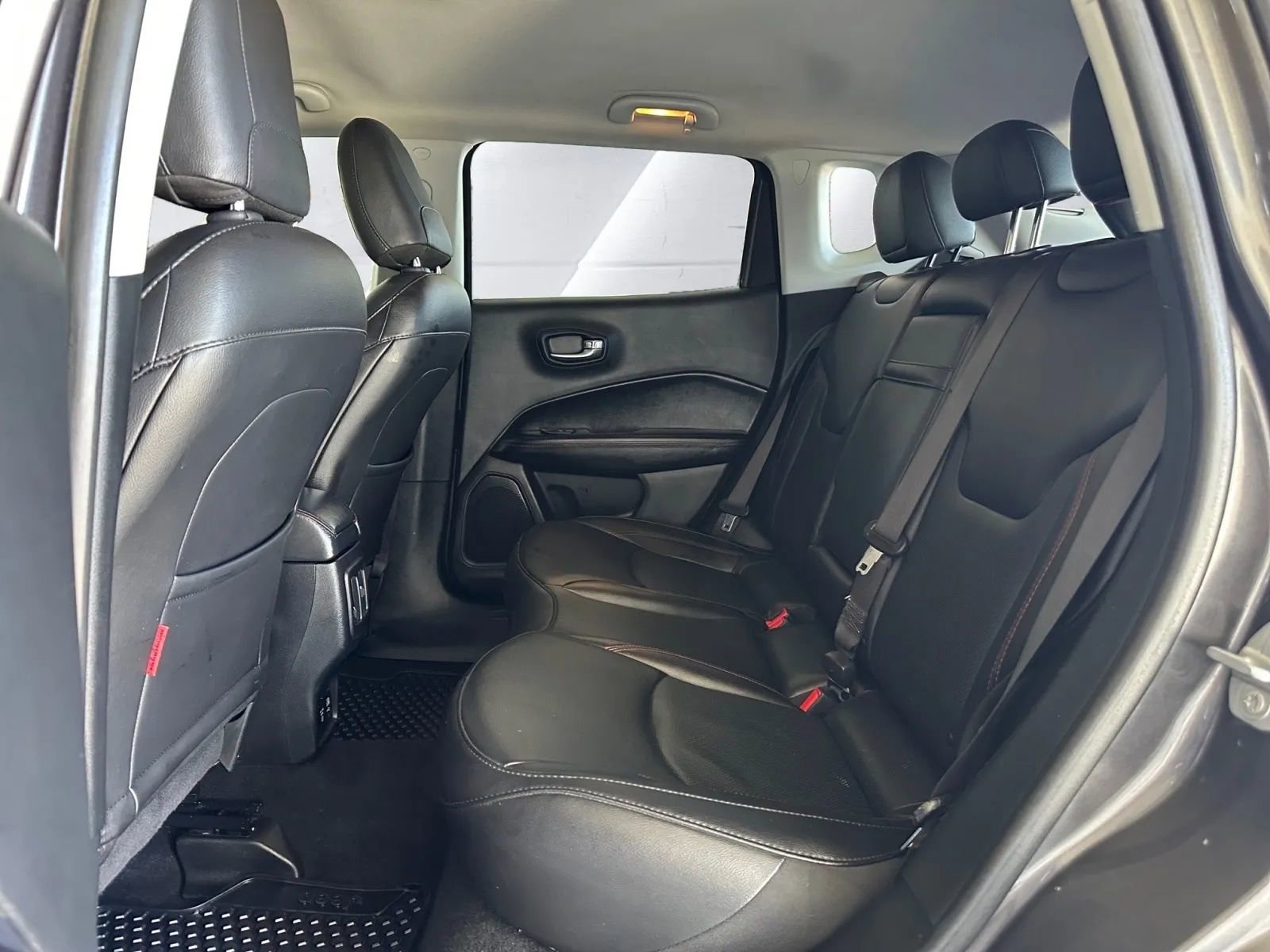 Used 2019 Jeep Compass Trailhawk w/ Leather Interior Group image 11