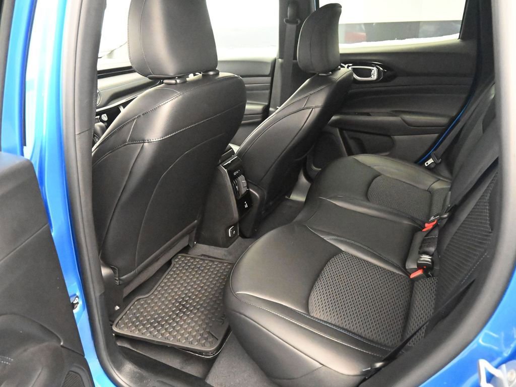 New 2026 Jeep Compass Latitude AWD/4WD image 28