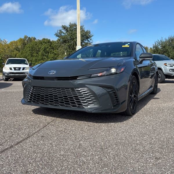 Used 2025 Toyota Camry SE