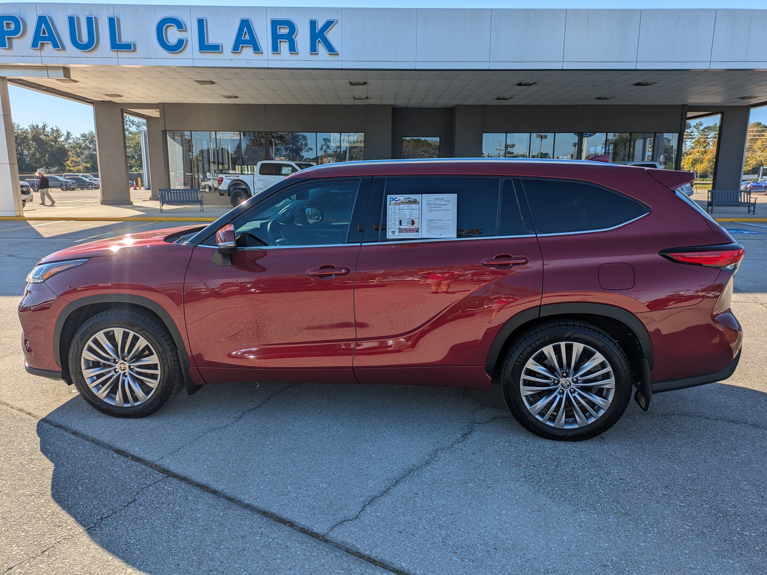 Used 2022 Toyota Highlander Platinum image 7