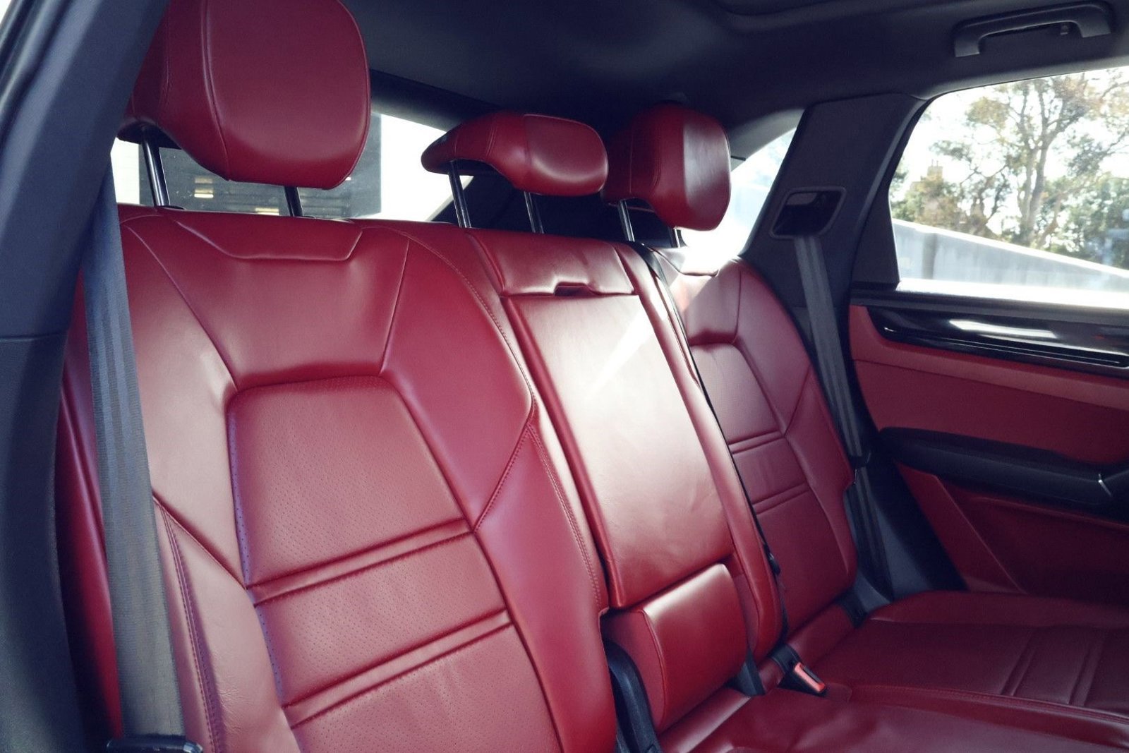 Certified 2023 Porsche Cayenne image 22