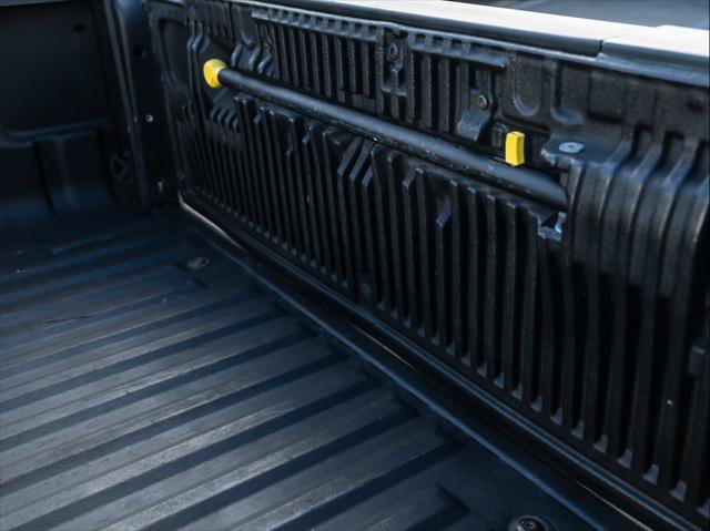 Used 2011 Ford F250 Lariat w/ Lariat Interior Pkg RWD image 32