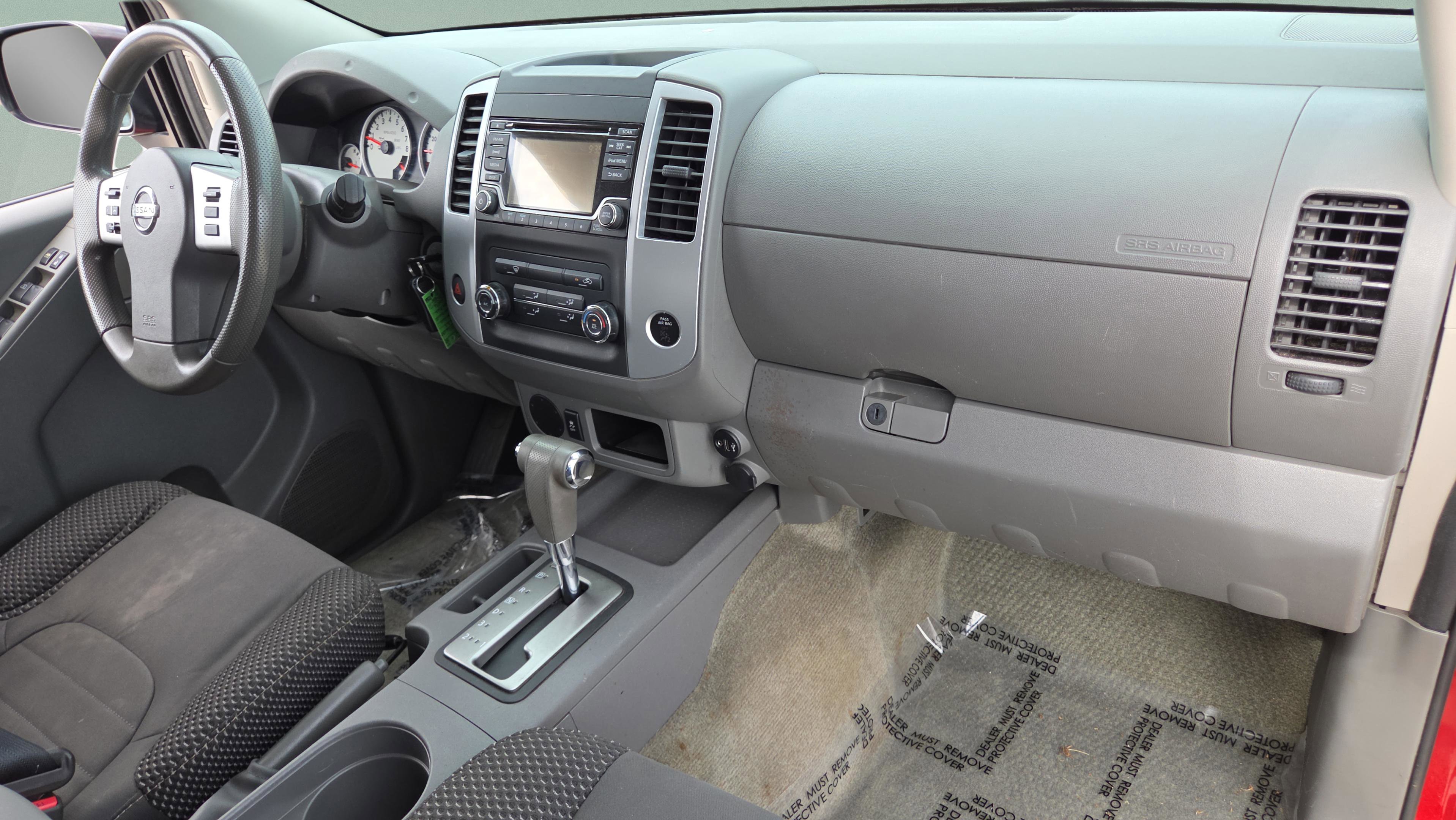 Used 2018 Nissan Frontier SV RWD image 17
