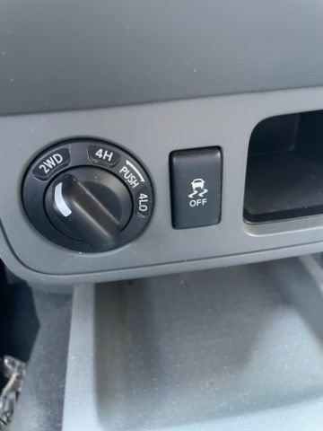 Used 2019 Nissan Frontier SV AWD/4WD image 15
