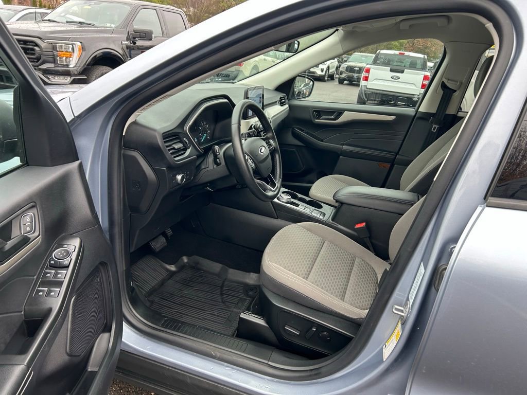 Certified 2022 Ford Escape SE w/ Convenience Package image 15