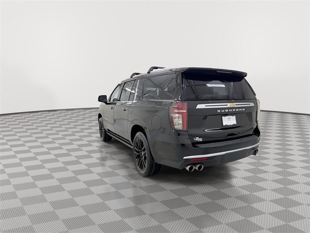 Used 2023 Chevrolet Suburban High Country image 8