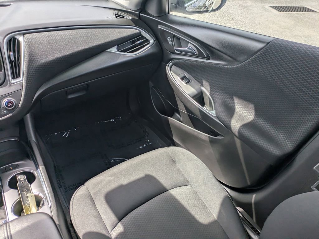 Used 2025 Chevrolet Malibu LT FWD image 20