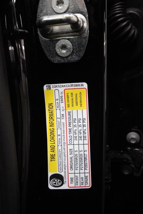 Used 2018 GMC Yukon SLE w/ SLE Value Package image 24