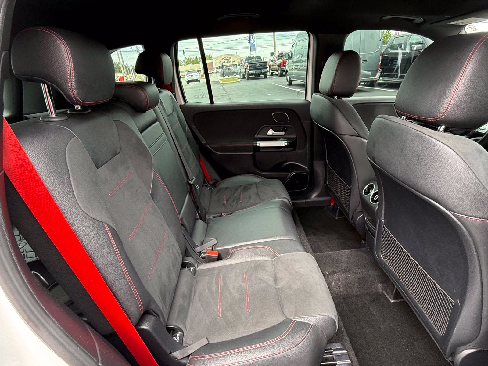 Used 2021 Mercedes-Benz GLB 35 AMG 4MATIC image 17