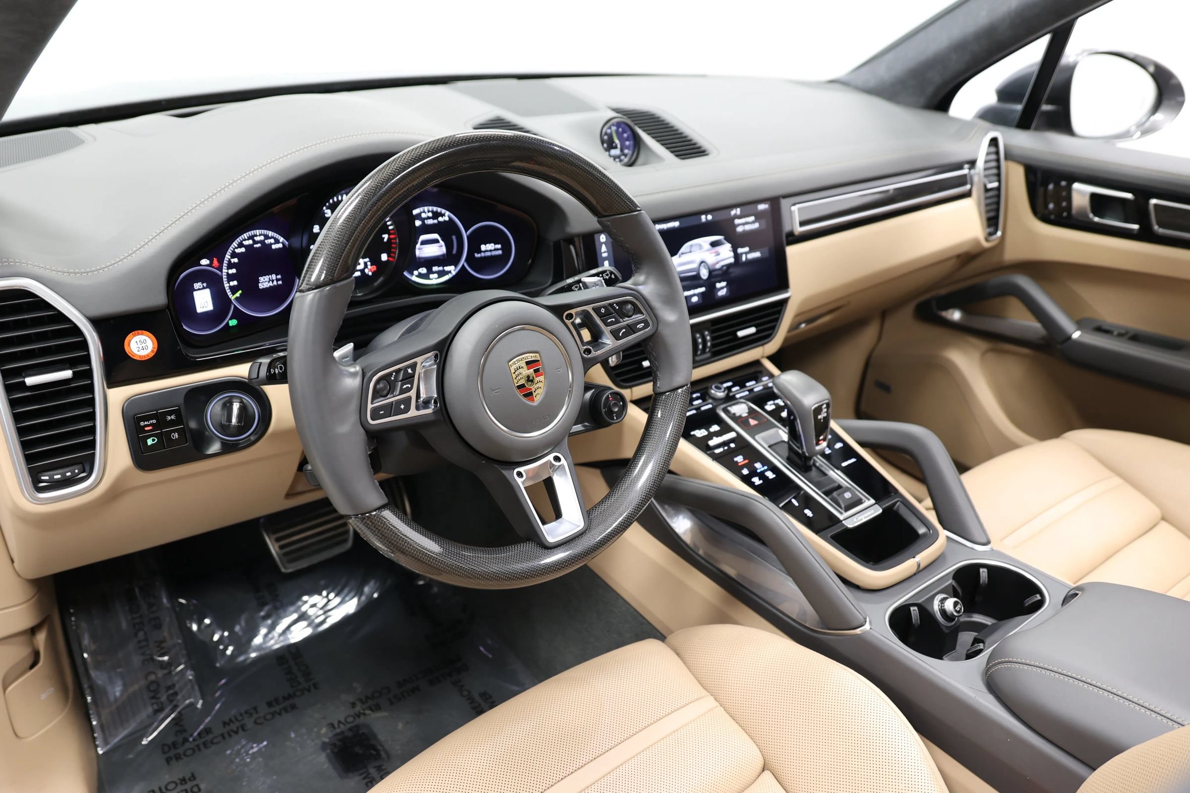 Used 2021 Porsche Cayenne Turbo S AWD/4WD image 2