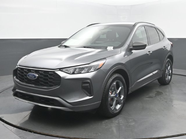 Used 2023 Ford Escape ST-Line AWD/4WD image 1