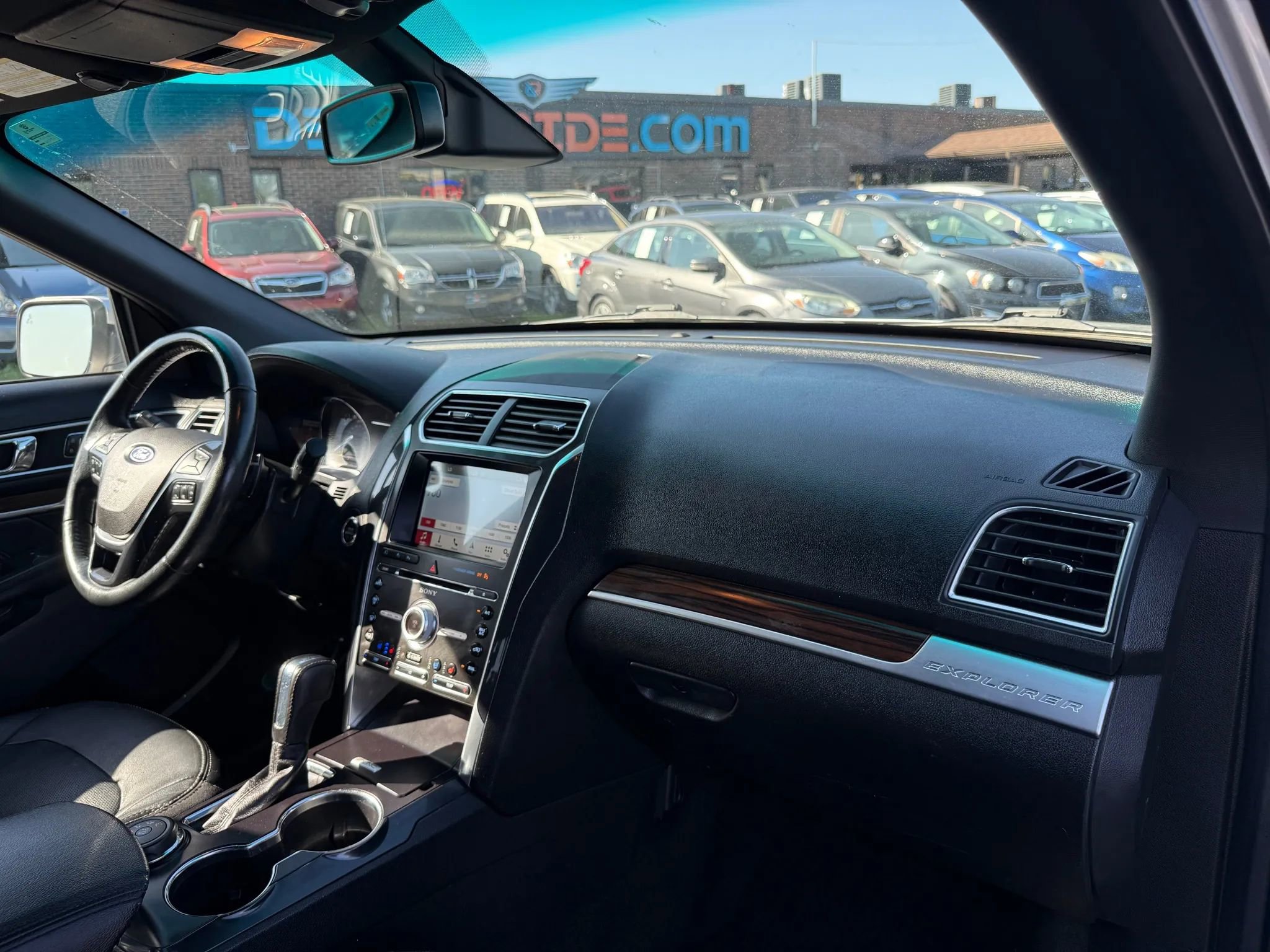 Used 2017 Ford Explorer Limited w/ Equipment Group 301A image 19