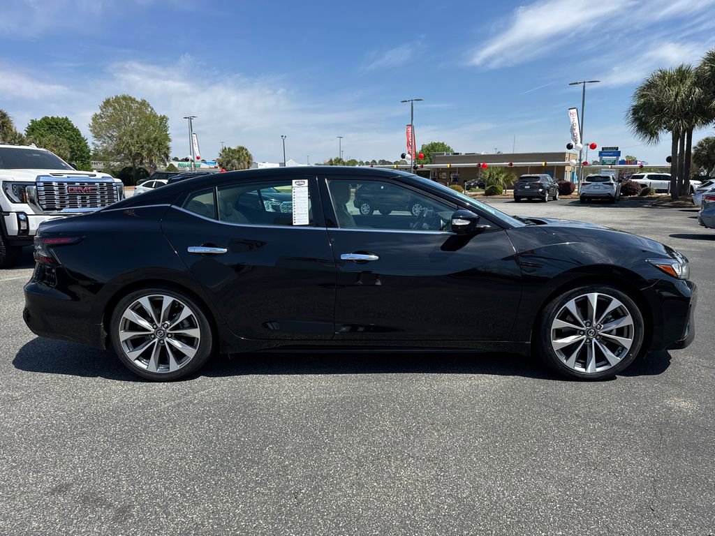 Used 2021 Nissan Maxima Platinum w/ Sport Mat Group image 2