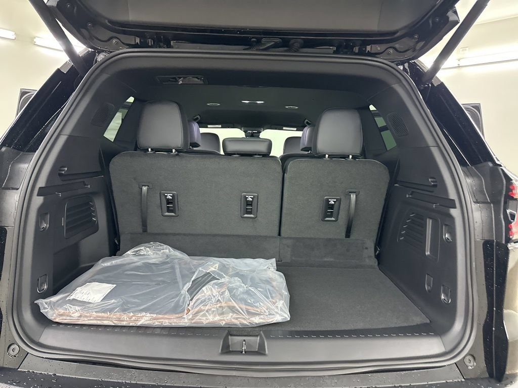 New 2026 GMC Acadia AT4 w/ Luxury Package AWD/4WD image 25
