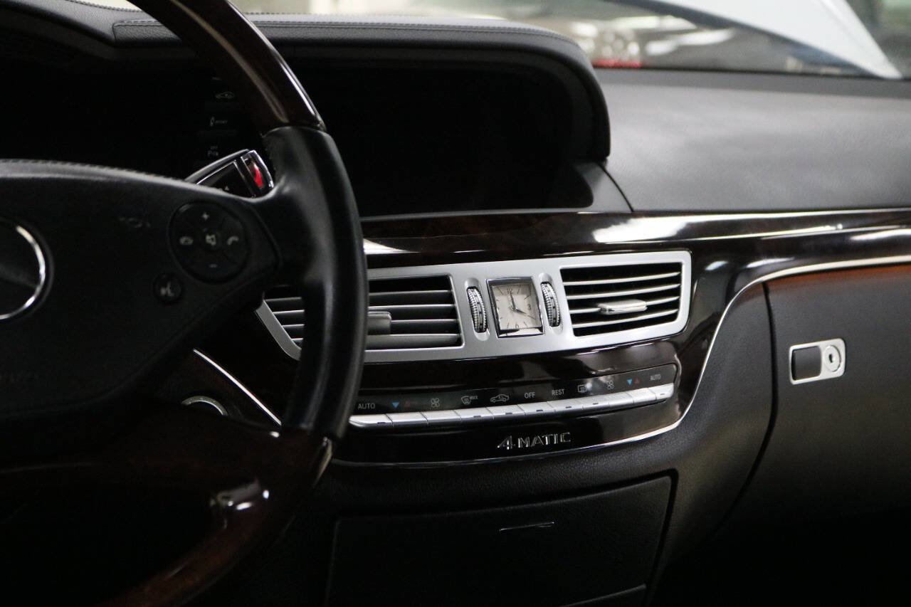 Used 2013 Mercedes-Benz S 550 4MATIC image 92