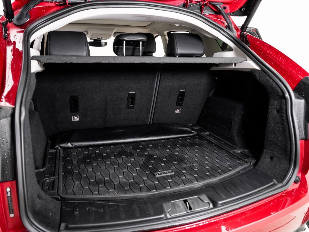 Used 2018 Jaguar E-PACE S image 24