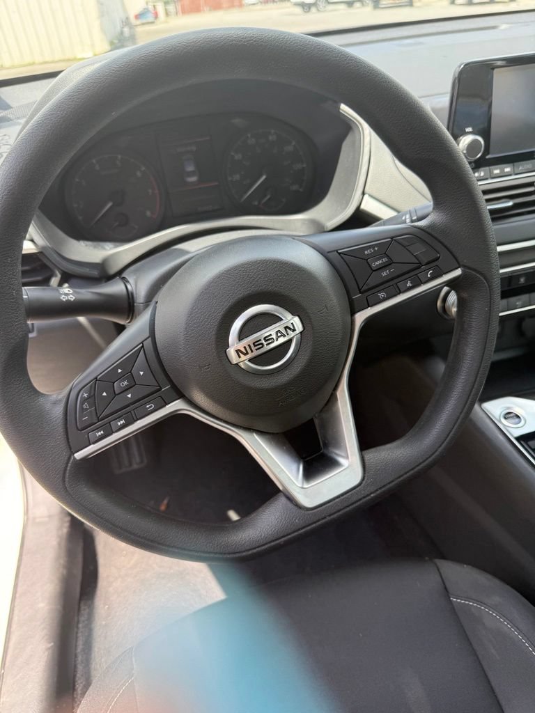 Used 2022 Nissan Altima 2.5 S FWD image 10