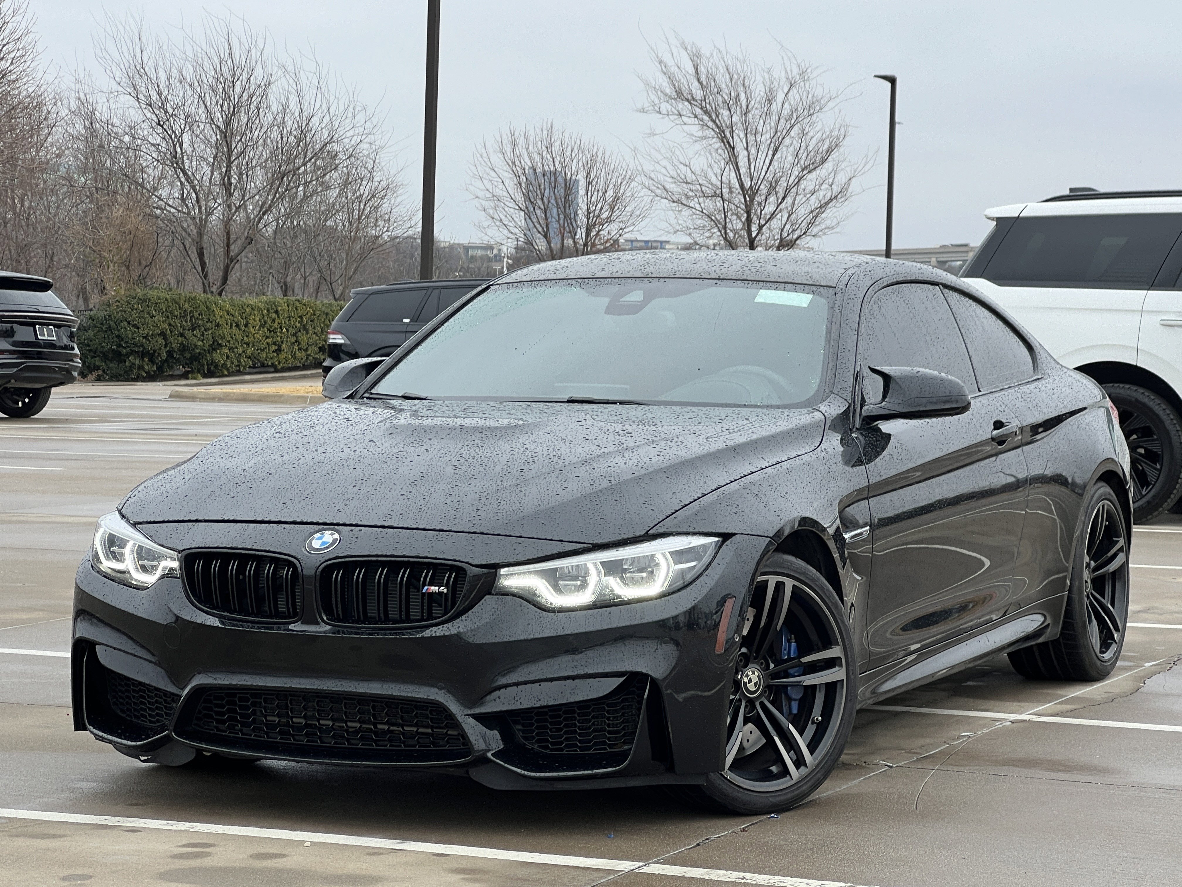Used 2018 BMW M4 Coupe image 2