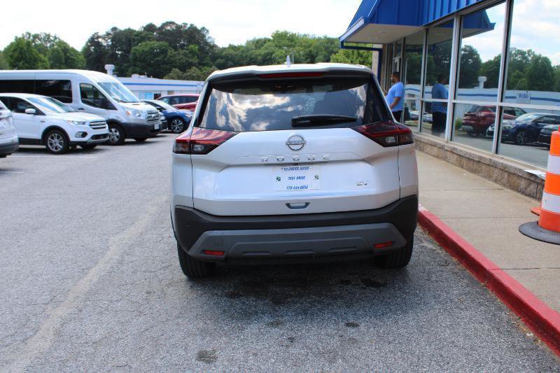 Used 2022 Nissan Rogue SV FWD image 5