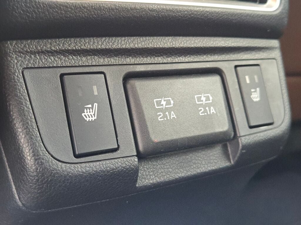 Used 2019 Subaru Outback 3.6R Touring AWD/4WD image 19