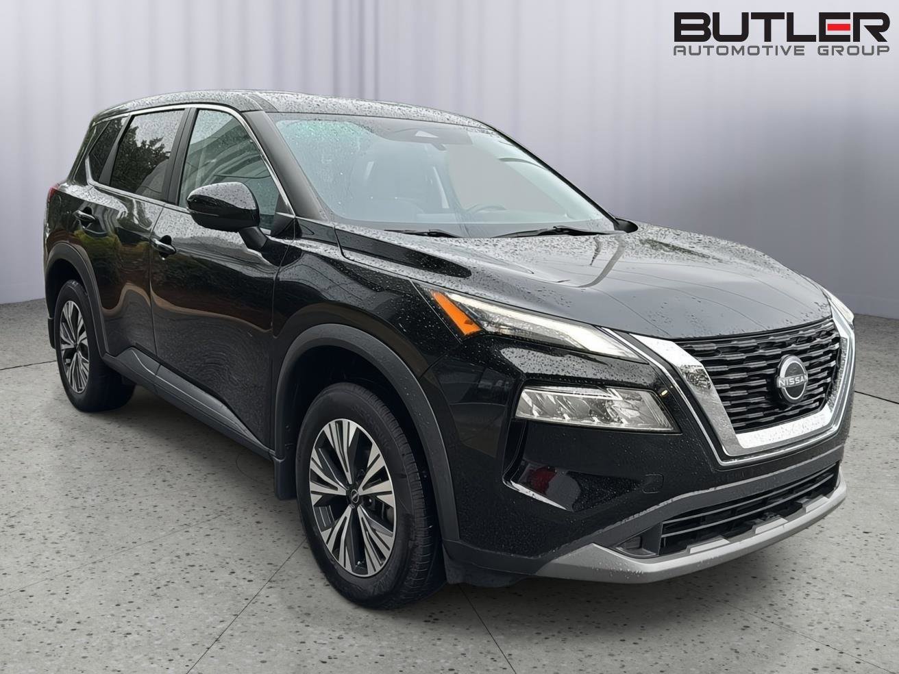 Used 2022 Nissan Rogue SV image 6