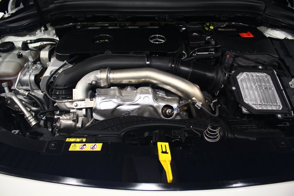 Used 2025 Mercedes-Benz GLA 250 4MATIC image 29