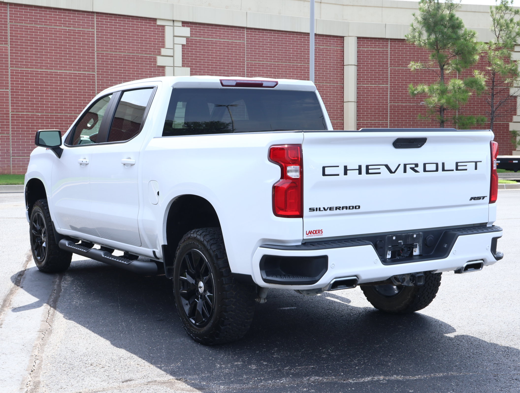 Used 2022 Chevrolet Silverado 1500 RST AWD/4WD image 7