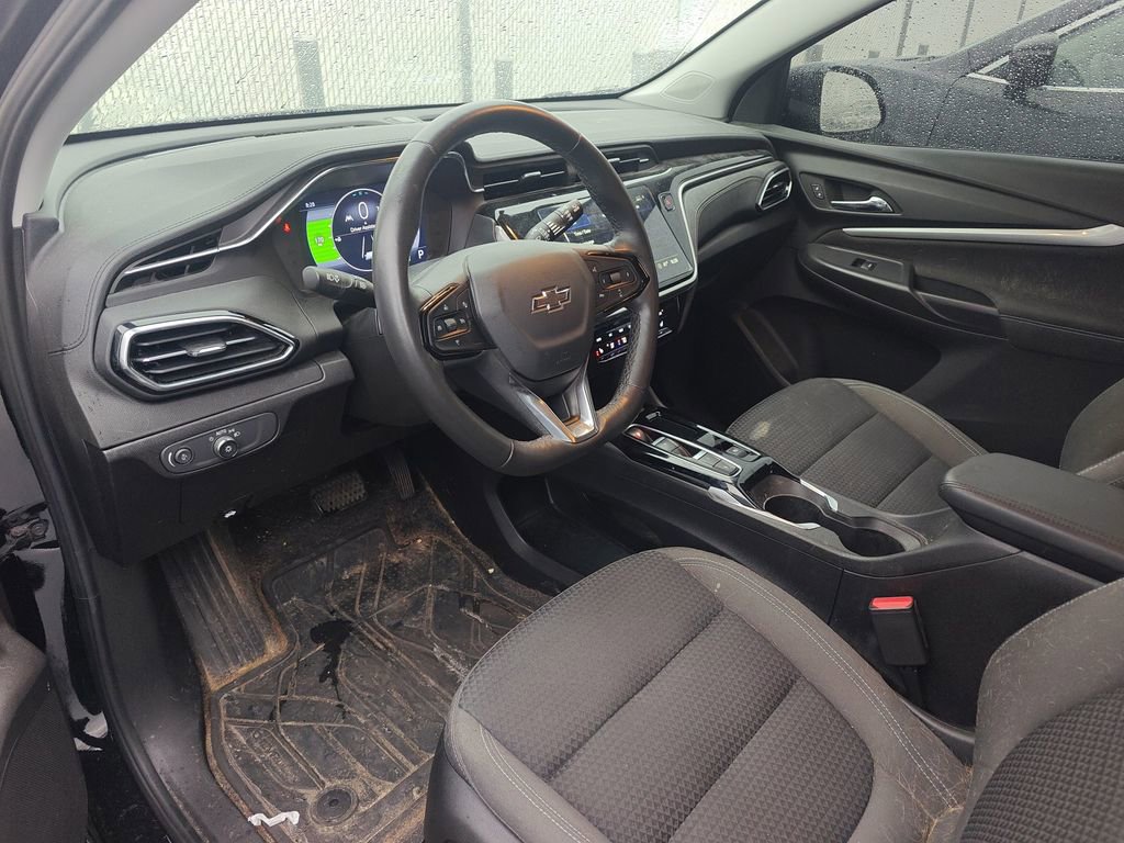 Used 2022 Chevrolet Bolt EUV LT w/ Comfort Package image 7
