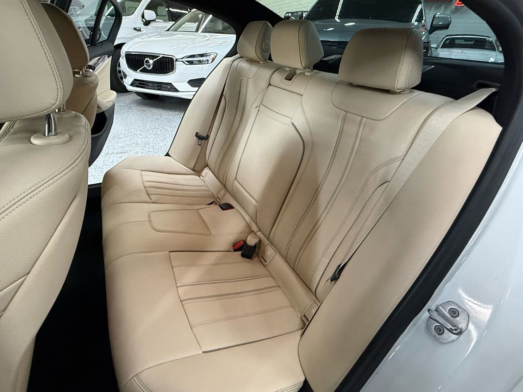 Used 2018 BMW 530i xDrive image 15
