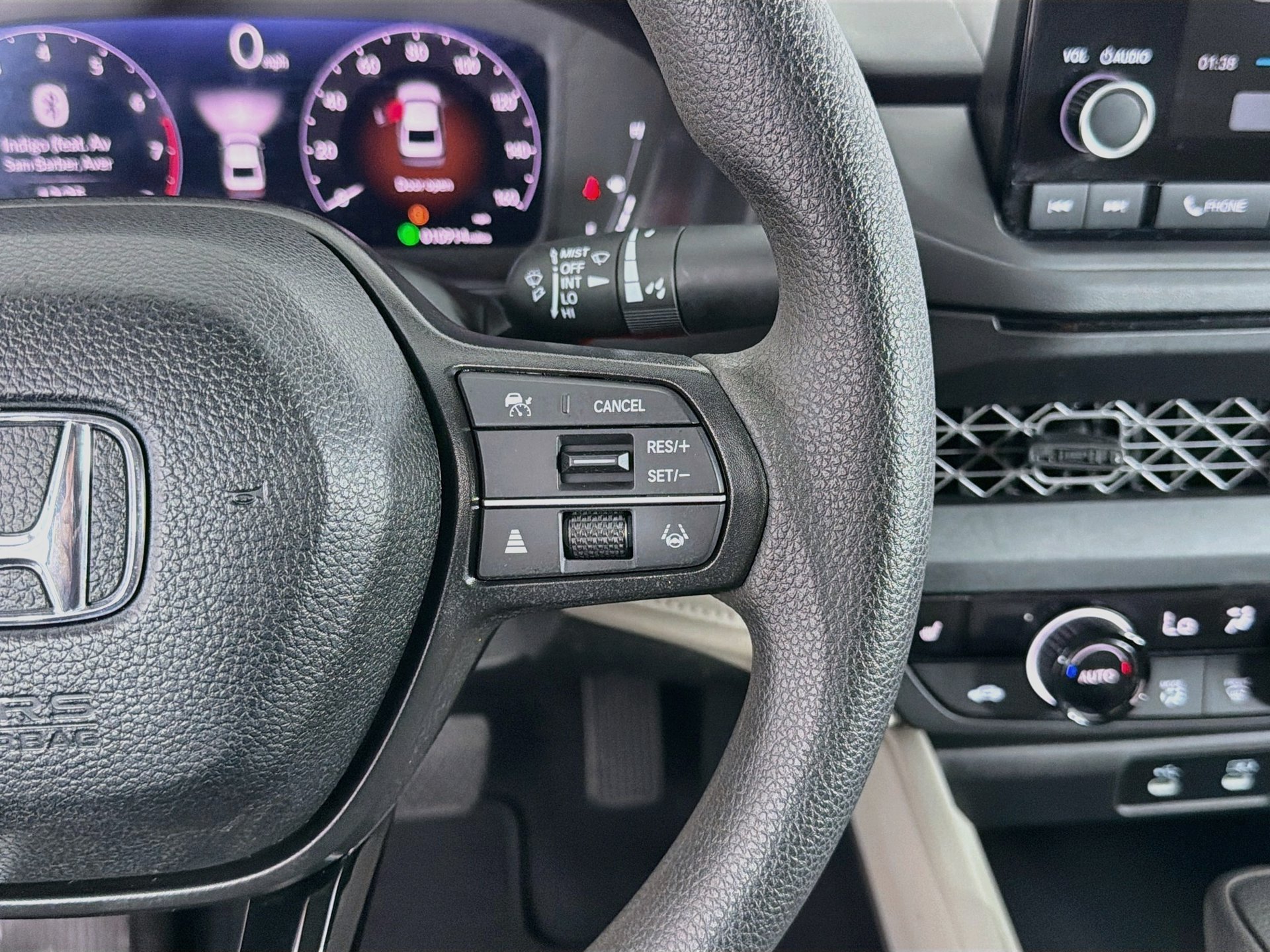 Used 2025 Honda Accord SE image 33
