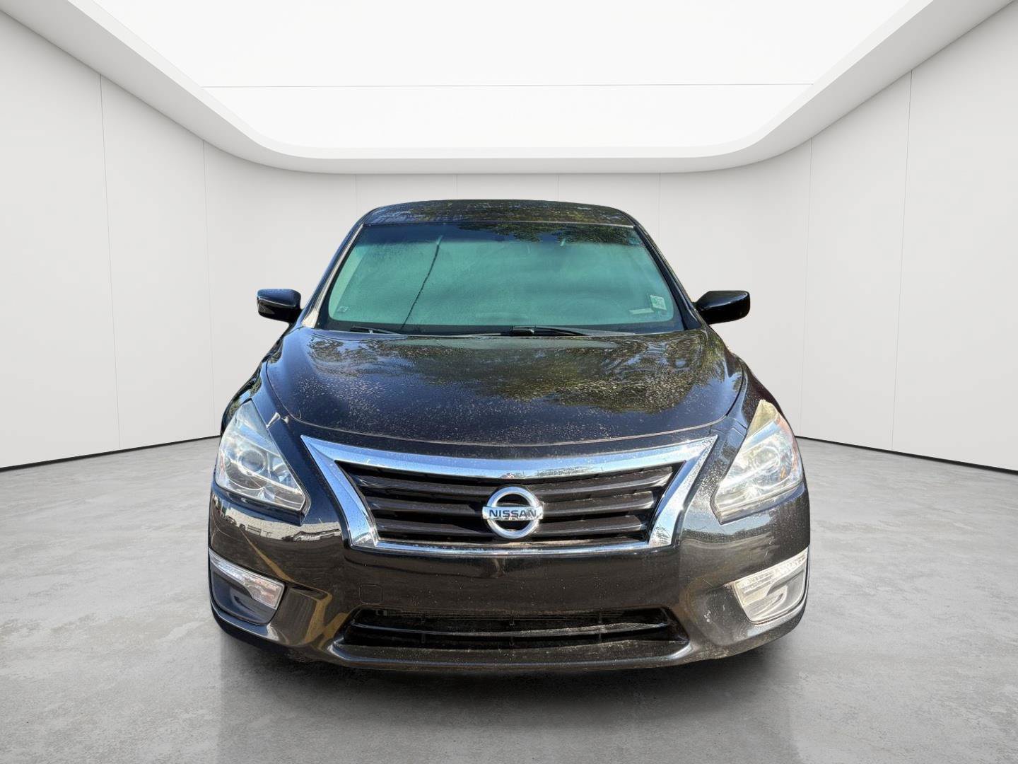 Used 2015 Nissan Altima 2.5 S w/ Special Edition Package FWD image 2