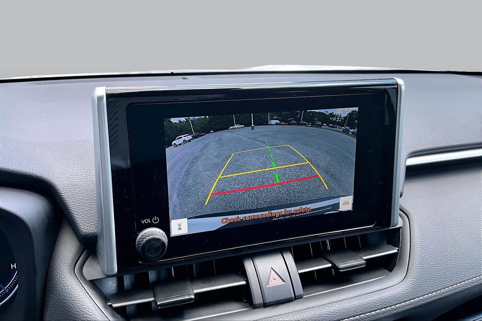 Used 2025 Toyota RAV4 XLE AWD/4WD image 26
