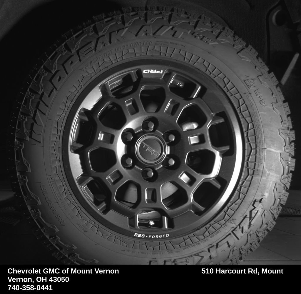 Used 2025 Toyota Sequoia TRD Pro AWD/4WD image 27
