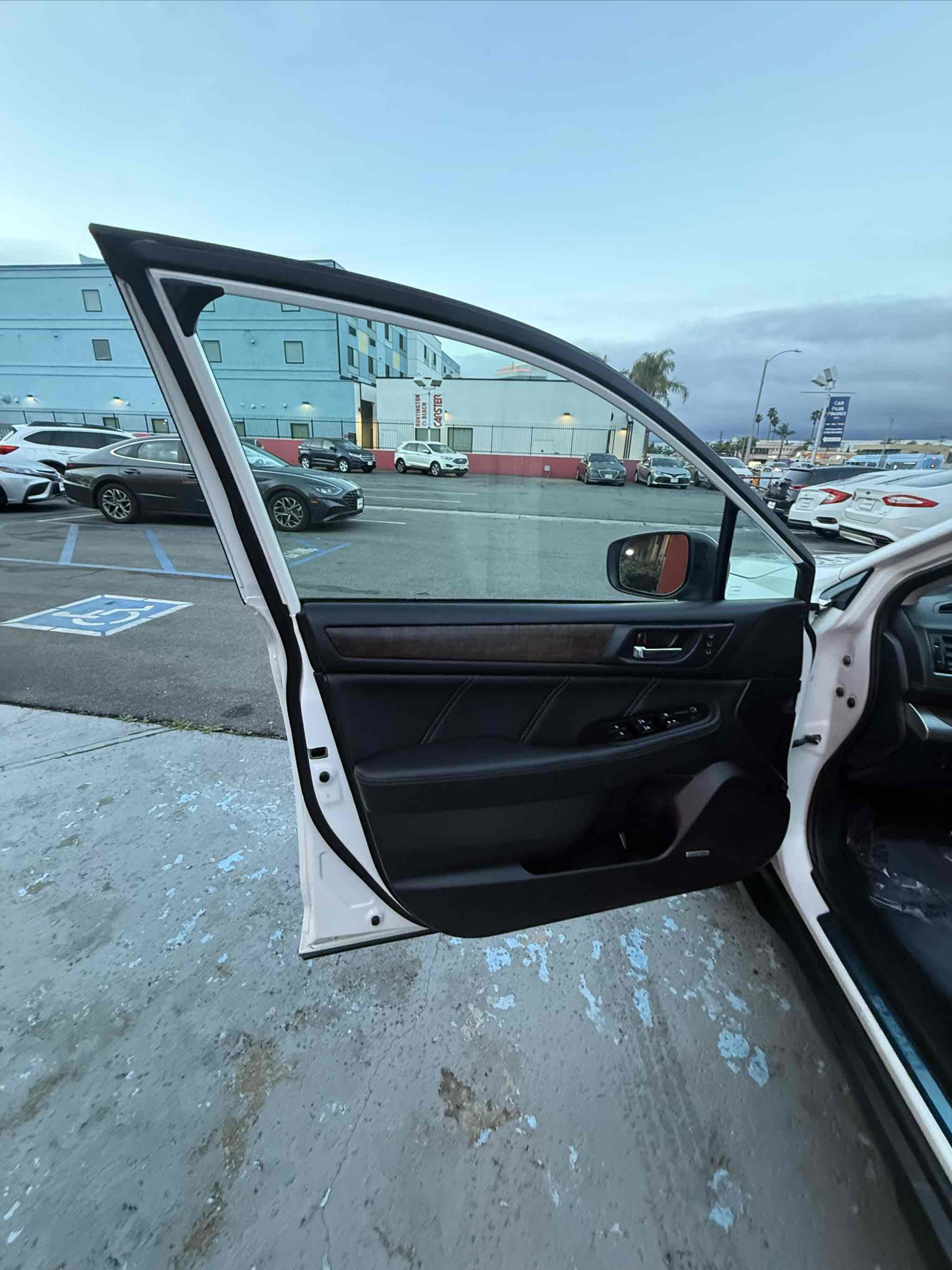 Used 2018 Subaru Outback 2.5i Limited image 27