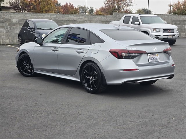 Used 2025 Honda Civic Sport image 6
